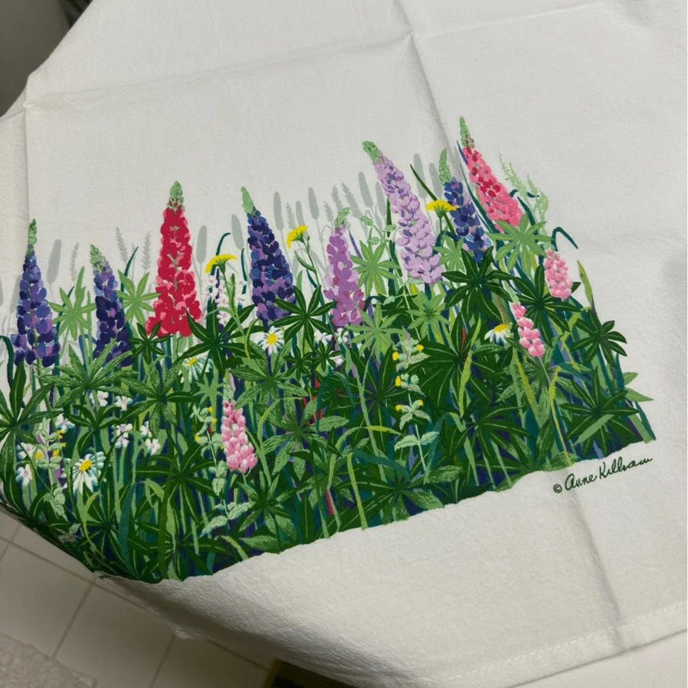 Floral Print White Kitchen Towel